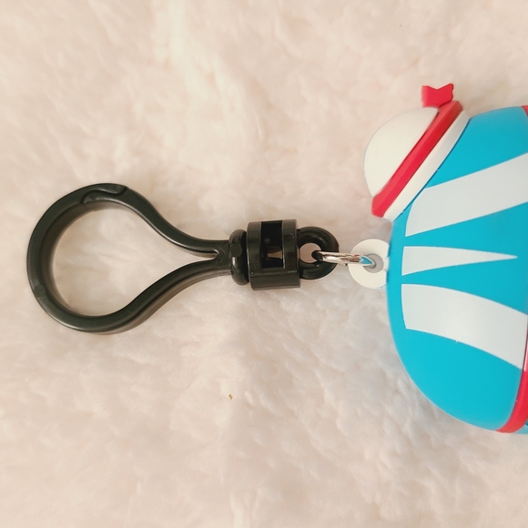 Tuxedo Sam Tokyo Speed Keychain - Picture 8 of 8